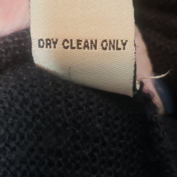 Beyond Threads Black Alpaca Wool Blend Cape - Picture 11 of 14